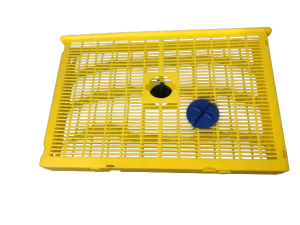 Isolator cage for brood block from d.b. plastic nest