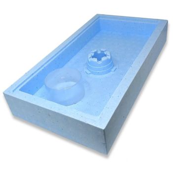 New cover feeder for 6-frame polystyrene beehive