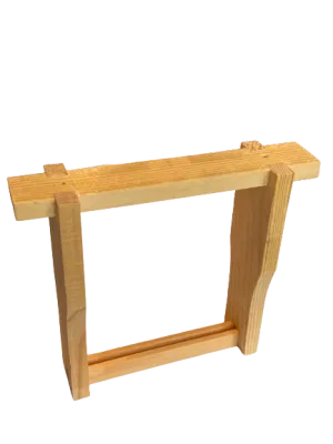 Polyethylene queen fertilization nucleus hive with 4 frames and feeder