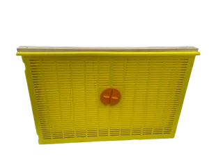 Isolator cage for brood block from d.b. plastic nest