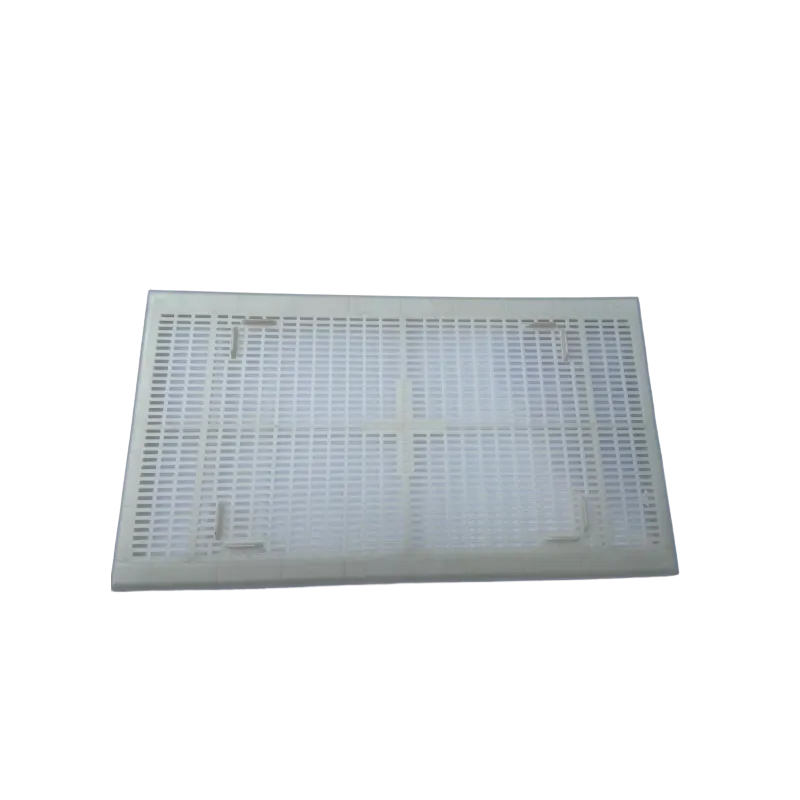 Coperchio di trasporto in plastica per arnia in polistirolo d.b. 6 favi Coperchio di trasporto in plastica per arnia in polistirolo d.b. 6 favi