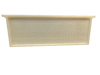 Plastic baticadre honeycomb for honey super d.b.