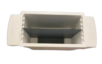 Beehives d. b. 6-frame polystyrene honeycomb divided into 2 high-density honeycombs with a feeder