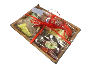 Gift basket of typical valtellina products - 2