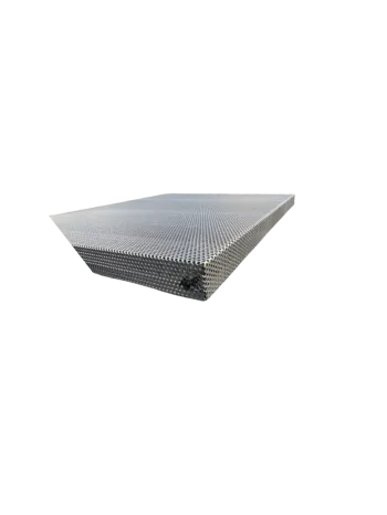 Transport lid for d.b. 10-frame beehive made of perforated sheet metal