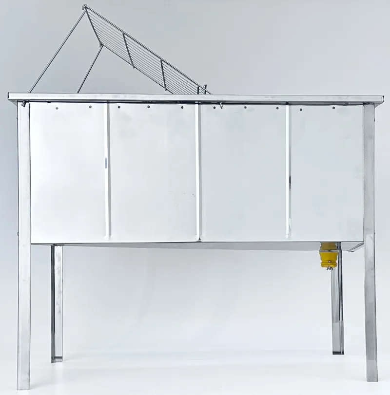 Entdeckelungstisch aus Edelstahl für Dadant-Blatt-Beuten mit Wanne 104 × 51 × 42 cm Entdeckelungstisch aus Edelstahl für Dadant-Blatt-Beuten mit Wanne 104 × 51 × 42 cm