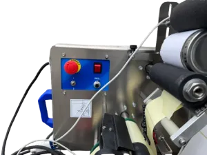 Basic semi-automatic adhesive tabletop labelling machine for glass jars and bottles