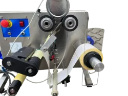 Einfache halbautomatische Tisch-Klebeetikettiermaschine für Gläser und Flaschen