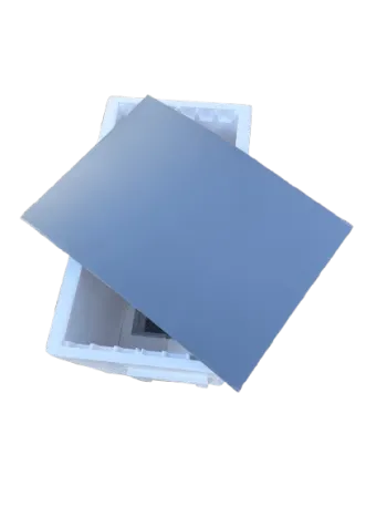 Polystyrene separator for 6-frame hive divided into 2