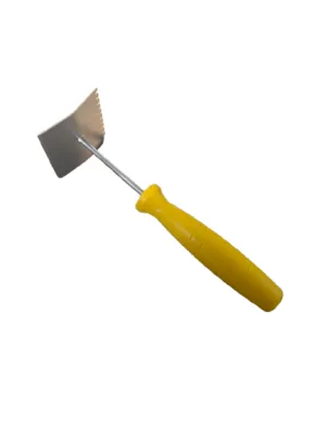 Grattoir à bord dentelé pour le nettoyage des grilles de Regina