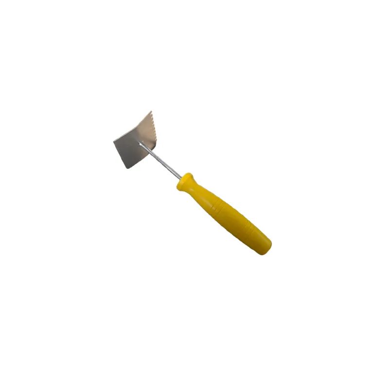 Scraper with serrated edge for cleaning queen excluders