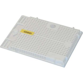 Plastic square cage for queen introduction and acceptance