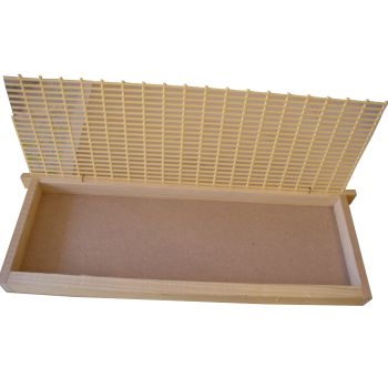Queen excluder isolator with d.b. honey super frame.