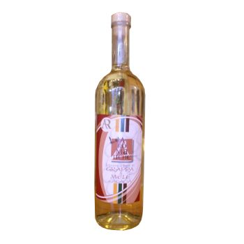 Liqueur à base de grappa et de miel d'acacia