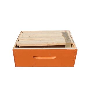 Honey super for d.b. 8-frame wooden beehive with 7 frames with wax sheet