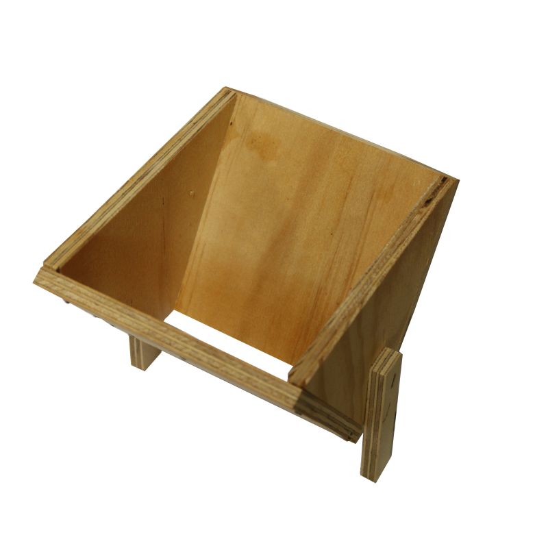 Trichter aus Holz für Taschenfütterer