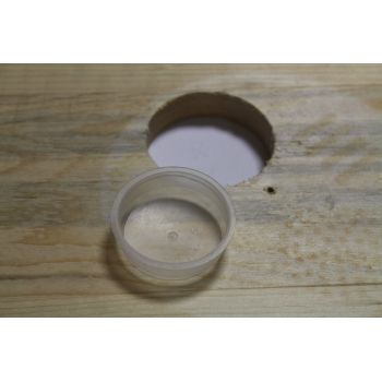 Kunststoffstopfen für Futter-Abdeckplatten der Beuten