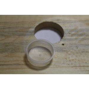 Kunststoffstopfen für Futter-Abdeckplatten der Beuten