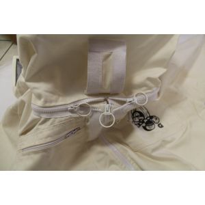 Beekeeper jacket with square mesh veil