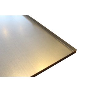 Galvanized sheet metal bottom tray for 12-frame d.b. quarters beehives