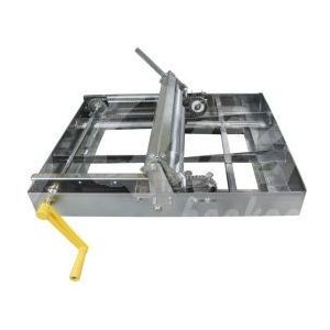 Manual uncapping machine for nest combs and universal honey super