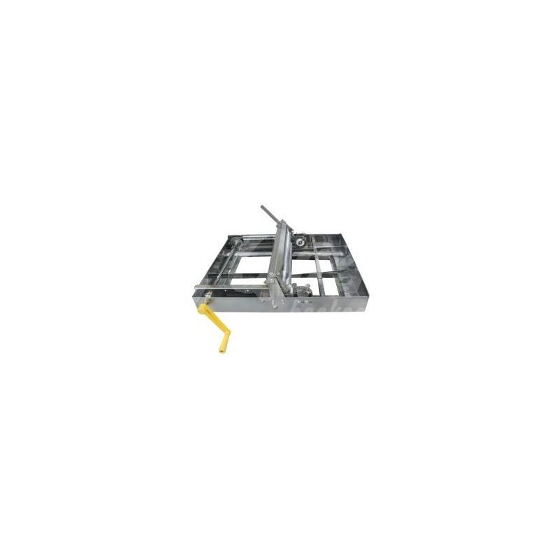 Manual uncapping machine for nest combs and universal honey super