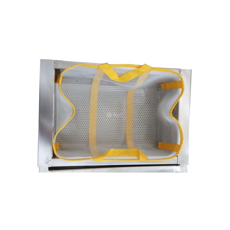 Nylon prefilter for honey decanting and filtering tank