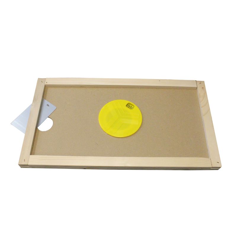 Wooden bee escape on tablet for hive d.b. 6 frames