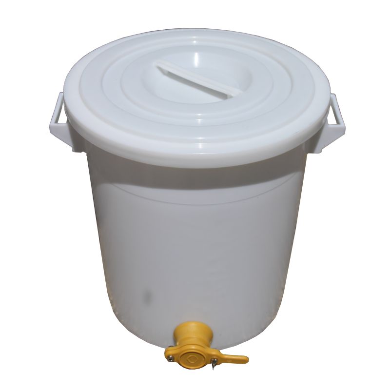PLASTIC TANK for HONEY 50 Kg - with tap