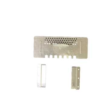 Grille métallique dentée et perforée de 150 mm pour ruche d. b. 6 cadres