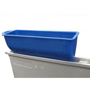 Imbuto in plastica per nutritori a tasca