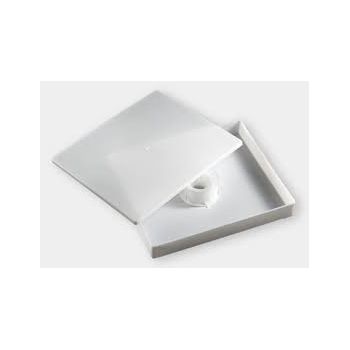 Square plastic feeder