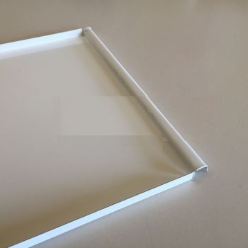Sheet metal tray for bottom mesh drawer for d.b. quarter 10-frame fixed-bottom beehives